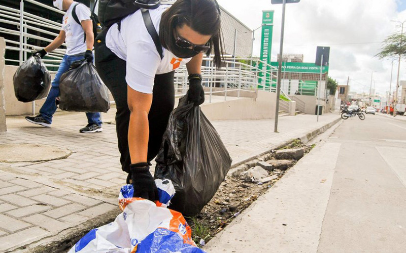 Imagem sobre o projeto de Meio Ambiente: Faculdade Pitágoras Caruaru participa de coleta de resíduos urbanos