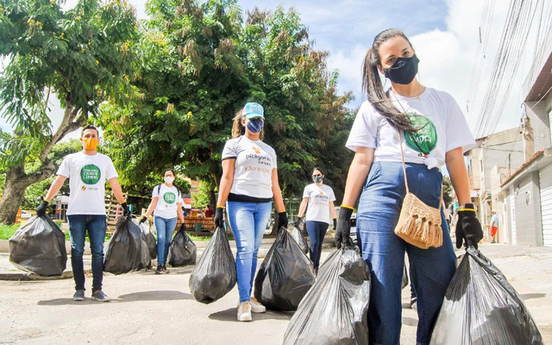 Imagem sobre o projeto de Meio Ambiente: Faculdade Pitágoras Caruaru participa de coleta de resíduos urbanos