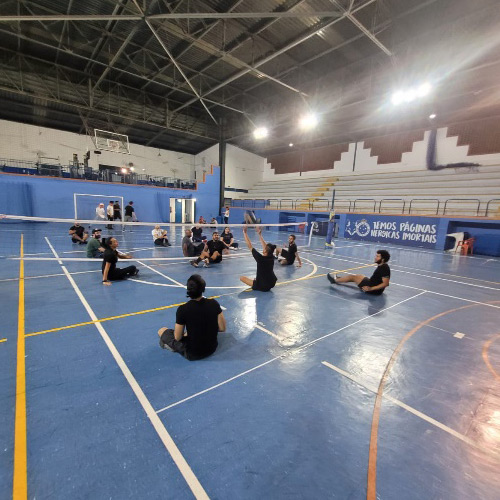 Imagem do Festival Paralímpico com alunos da Faculdade Pitágoras, unidade Timbiras, em Belo Horizonte, Minas Gerais