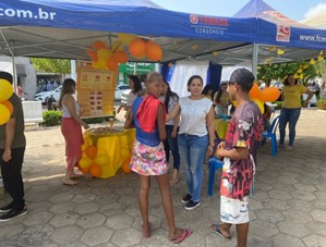 Imagem da ação Feira de Saúde na Praça, realizada pela Faculdade Pitágoras de Medicina na Praça Pública Central da cidade maranhense Codó