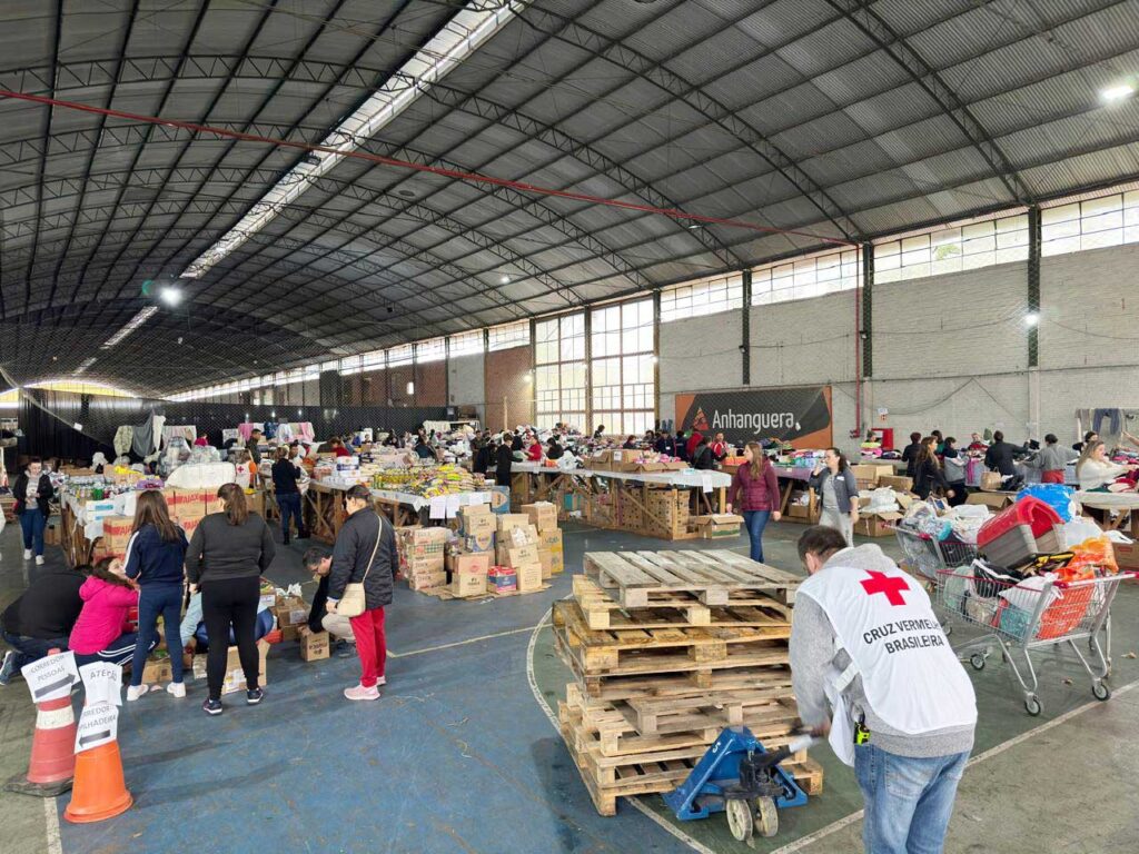 A “Operação Anhanguera”, com base em nossa unidade Anhanguera de Caxias do Sul Imagem da “Operação Anhanguera”, com base em nossa unidade Anhanguera de Caxias do Sul